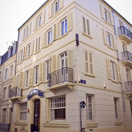 Hotel Le Reynita Trouville-sur-Mer Zewnętrze zdjęcie