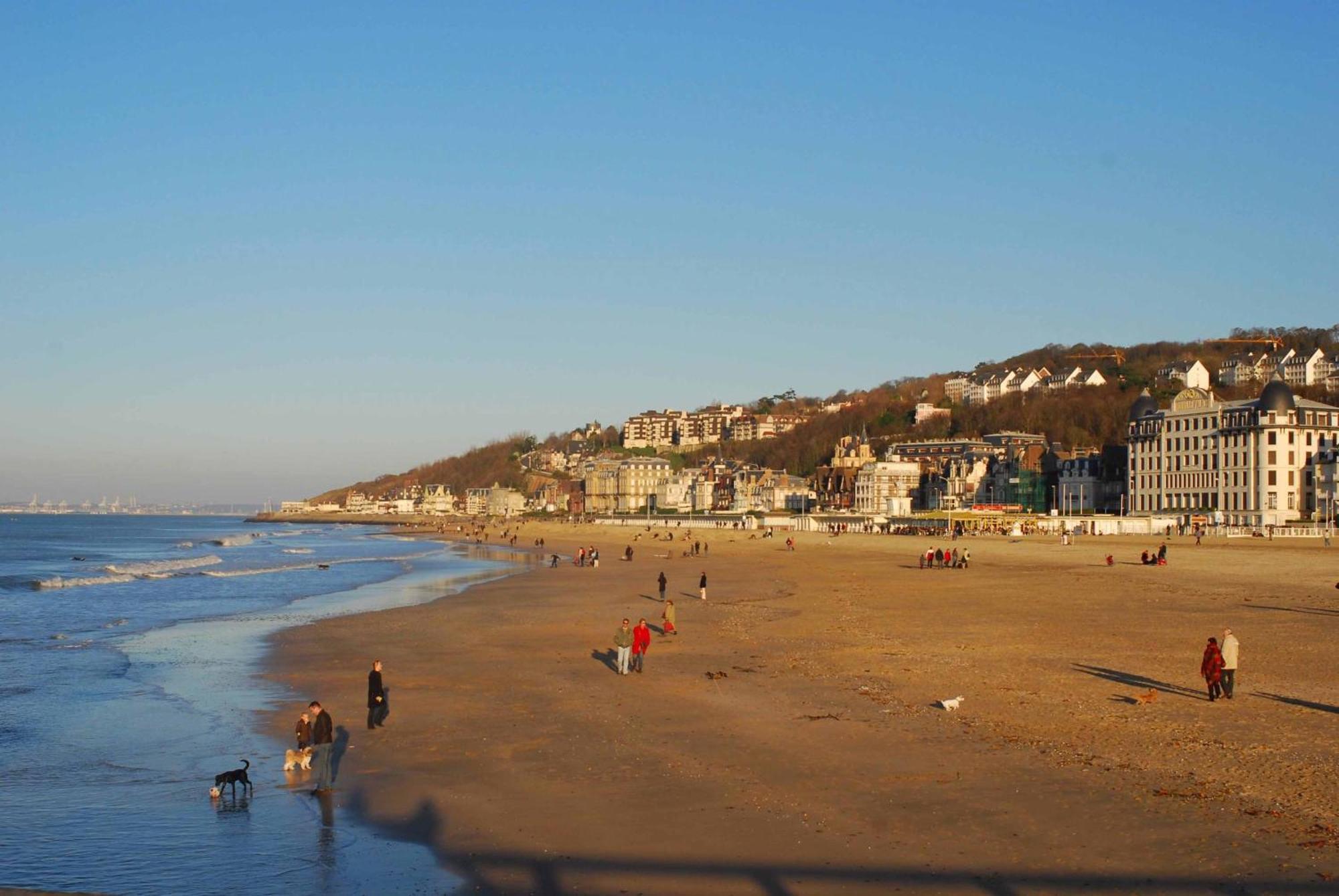 Hotel Le Reynita Trouville-sur-Mer Zewnętrze zdjęcie