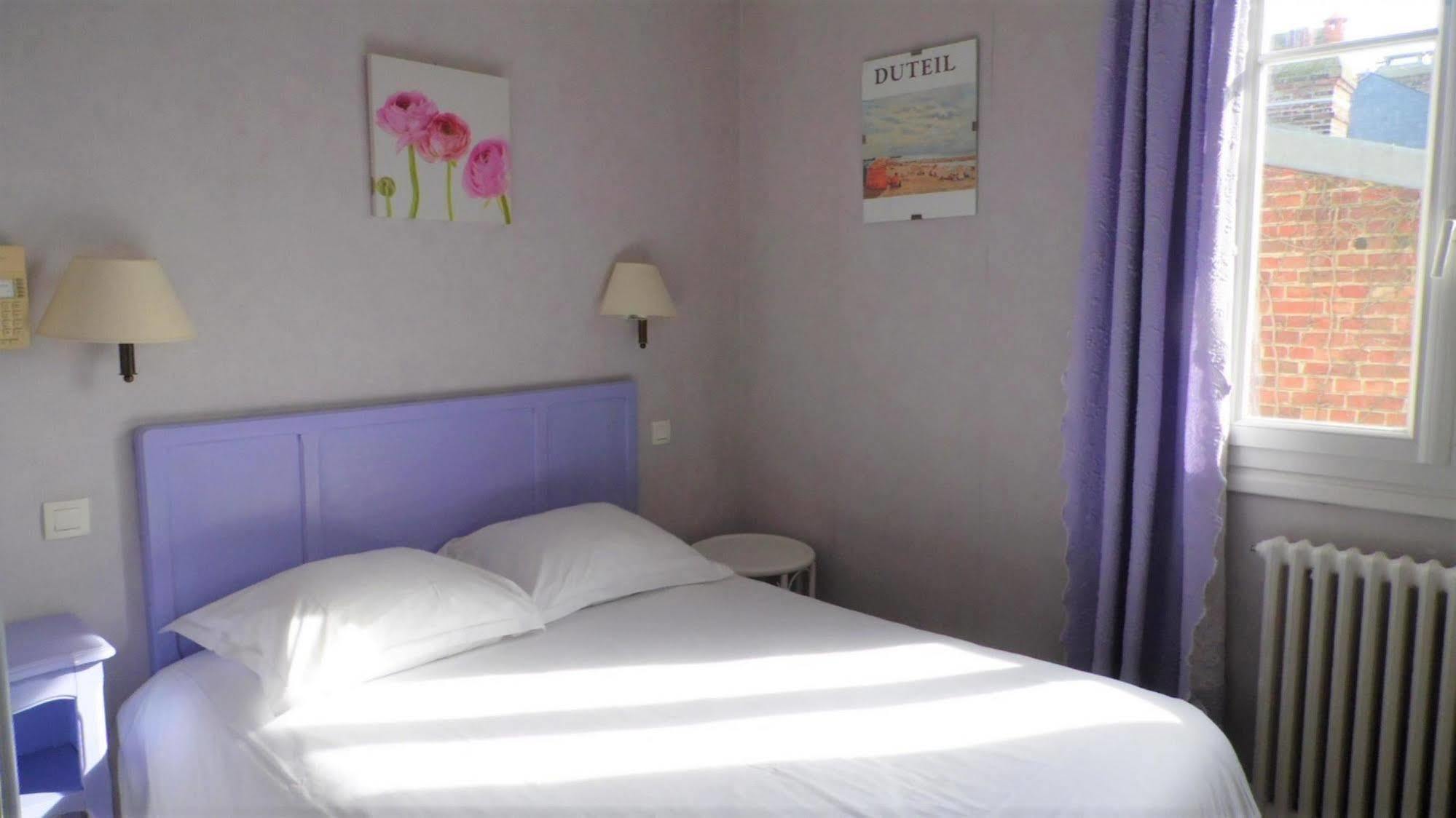 Hotel Le Reynita Trouville-sur-Mer Zewnętrze zdjęcie