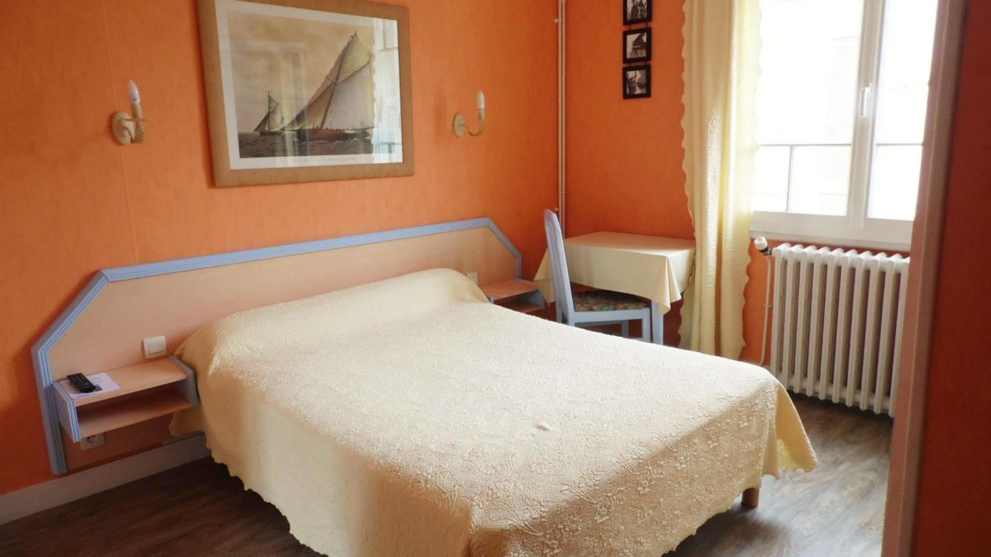 Hotel Le Reynita Trouville-sur-Mer Zewnętrze zdjęcie
